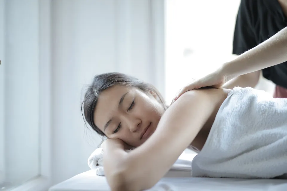 How Often Should You Get Massages? Things to Consider